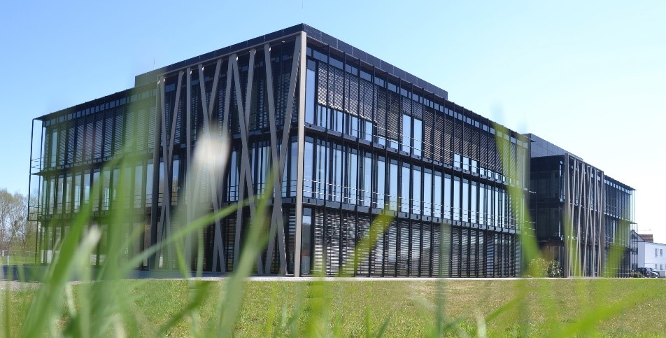 Edificio de oficinas Mikado en Friedrichshafen, Alemania.